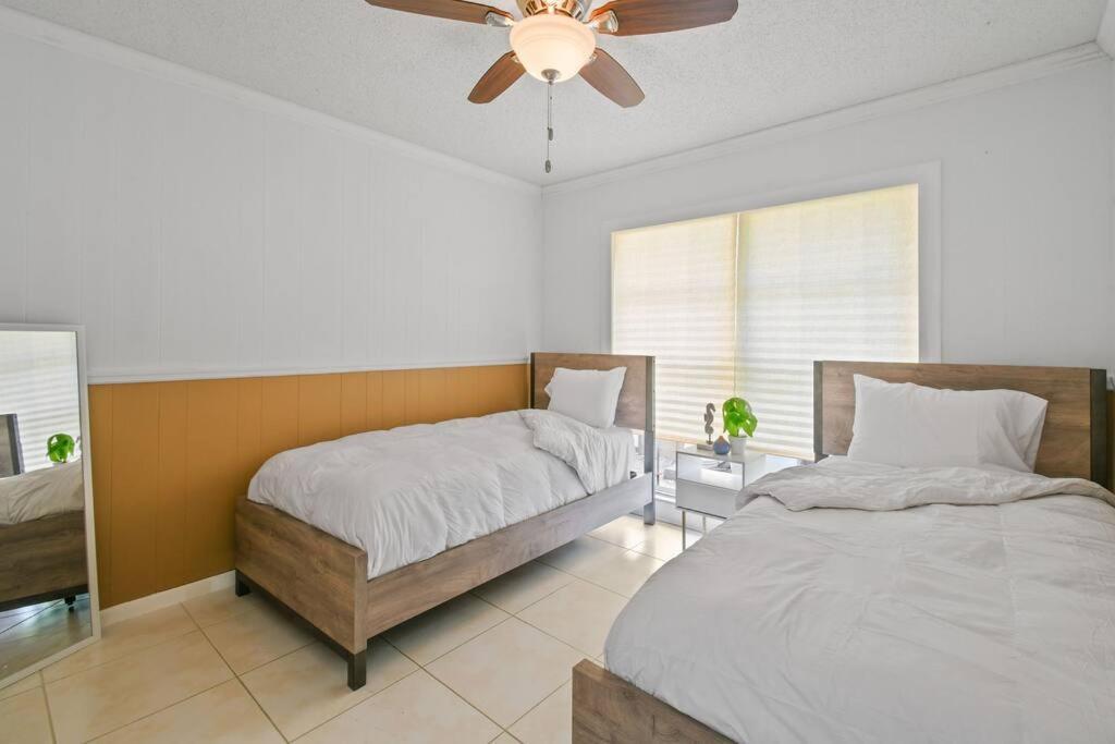 Tropical Beach & Lakefront Home 西棕榈滩 外观 照片