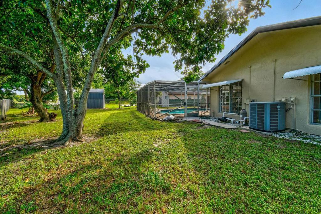 Tropical Beach & Lakefront Home 西棕榈滩 外观 照片